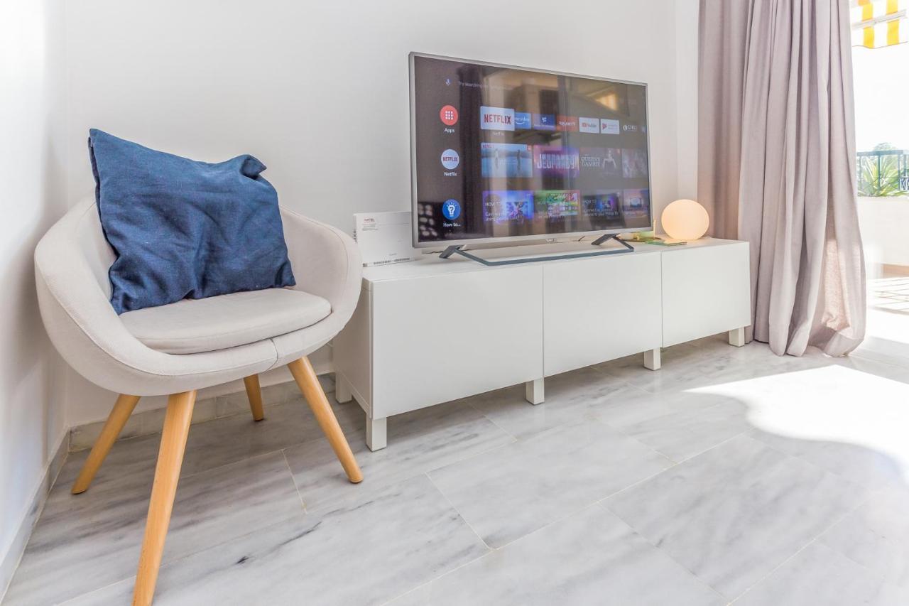 شقة Gran Calahonda 2Br 2Ba With Terrace Wifi/Ac/Pool Sitio de Calahonda المظهر الخارجي الصورة