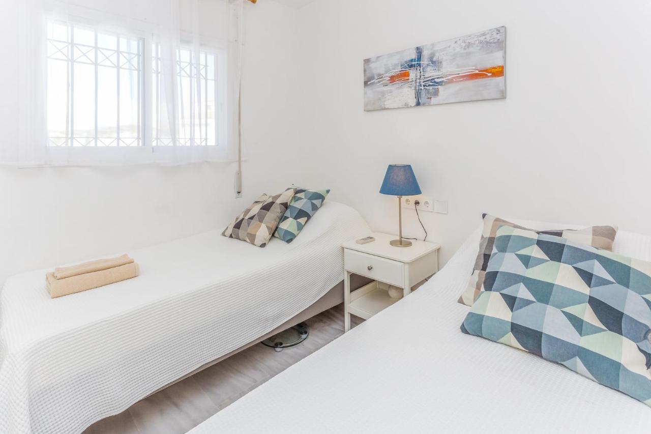 شقة Gran Calahonda 2Br 2Ba With Terrace Wifi/Ac/Pool Sitio de Calahonda المظهر الخارجي الصورة